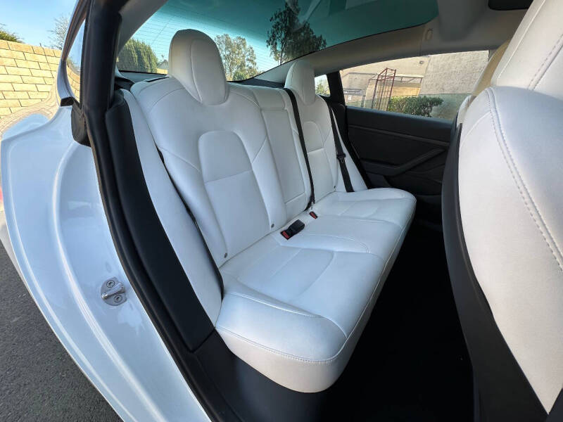 2022 Tesla Model 3 Base photo 18