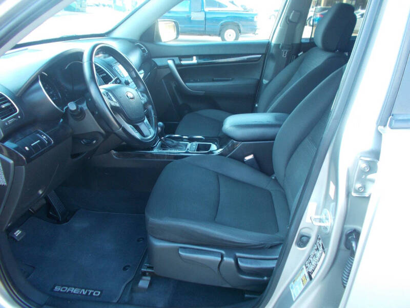 2015 Kia Sorento LX