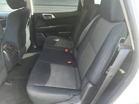 2017 Nissan Pathfinder