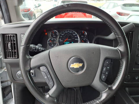 2022 Chevrolet Express LT 3500