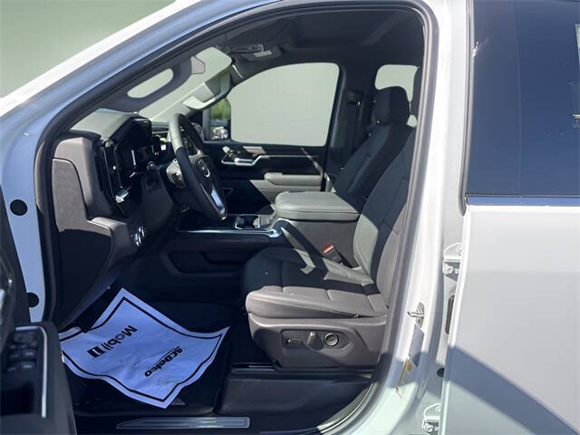 2025 GMC Sierra 2500HD