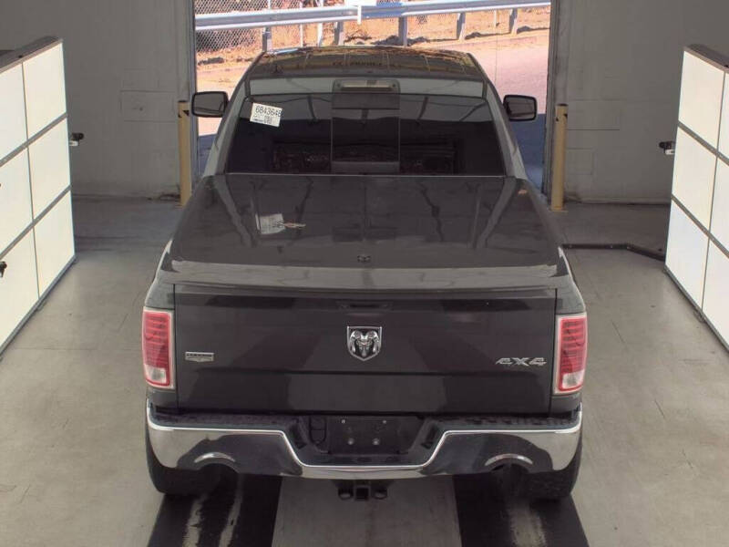 2016 RAM 1500 Laramie