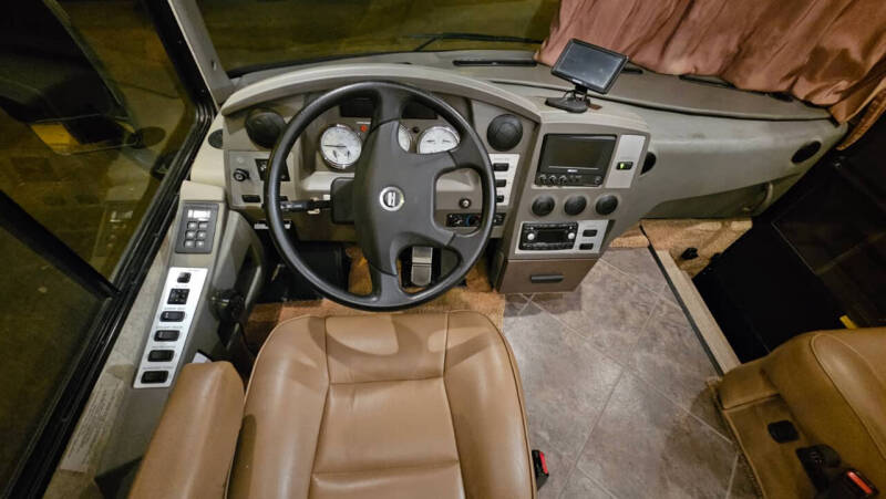 2009 Winnebago Itssca Meridian 34Y