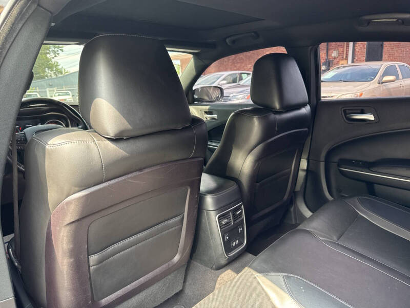 2019 Dodge Charger SXT