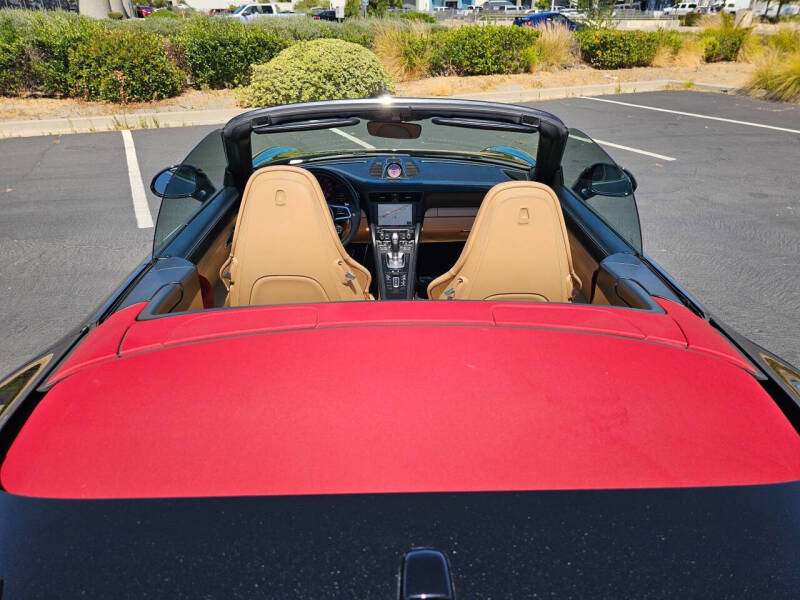 2018 Porsche 911