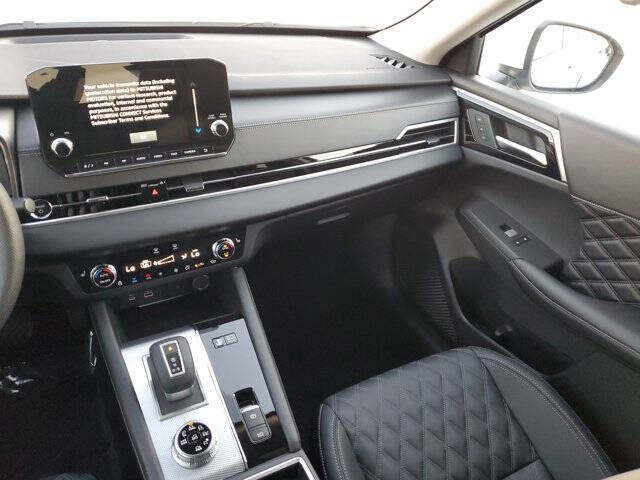 2025 Mitsubishi Outlander PHEV SEL