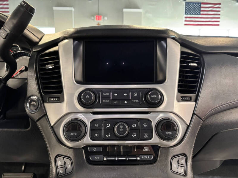 2020 GMC Yukon XL SLT