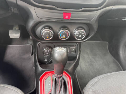 2016 Jeep Renegade Trailhawk