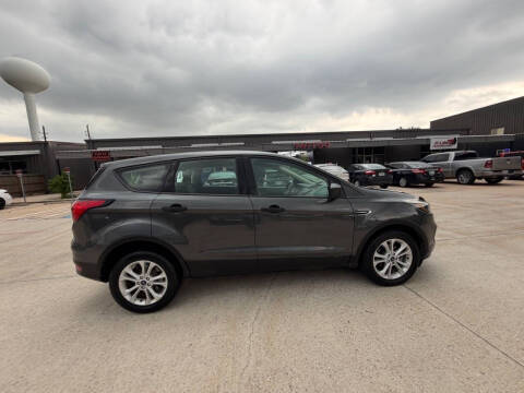 2019 Ford Escape S