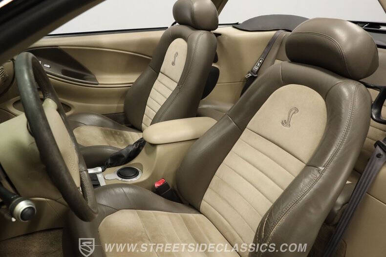 2001 Ford Mustang SVT Cobra
