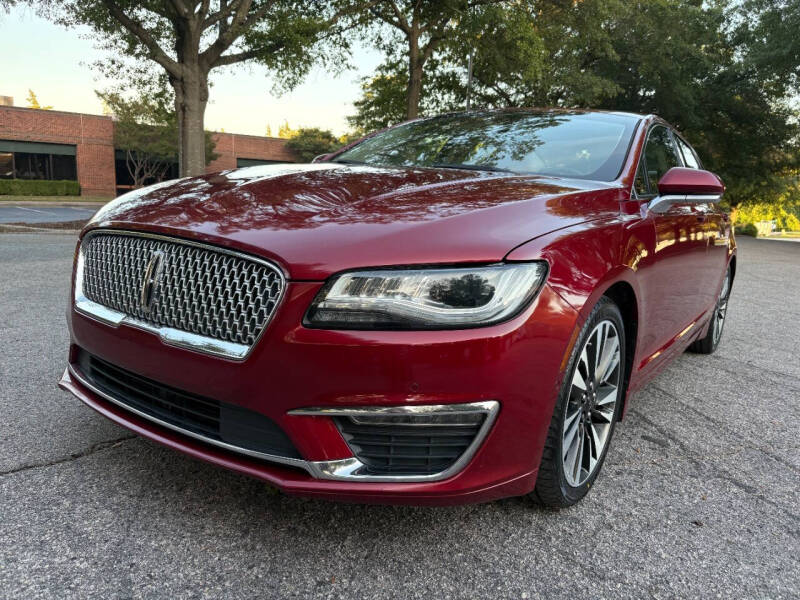 2019 Lincoln MKZ Reserve II's photo