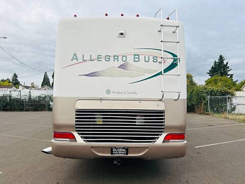 1999 Freightliner XC Chassis