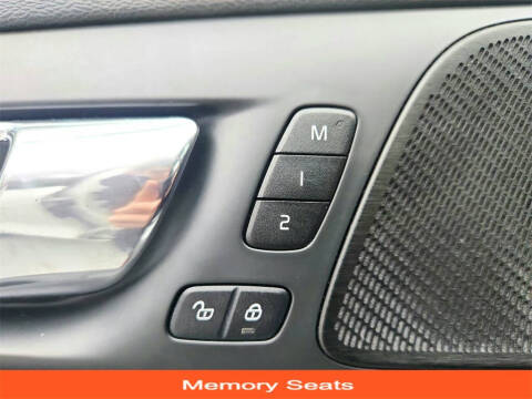 2019 Volvo S60 T6 R-Design