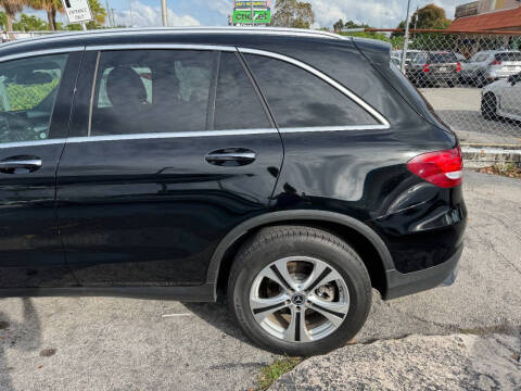 2017 Mercedes-Benz GLC GLC 300