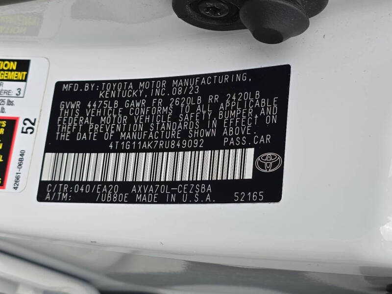 2024 Toyota Camry SE