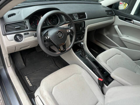 2016 Volkswagen Passat 1.8T S