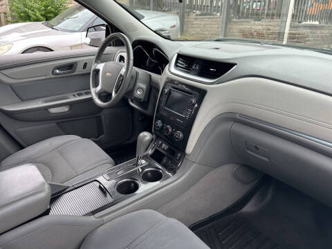 2016 Chevrolet Traverse LT
