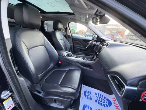 2018 Jaguar F-PACE 25t