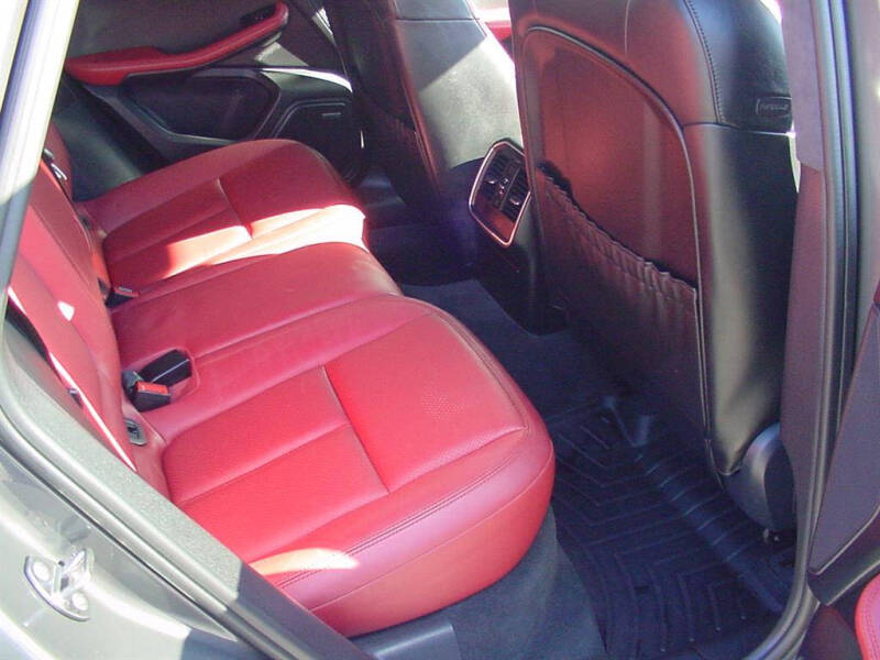 2016 Porsche Macan Turbo