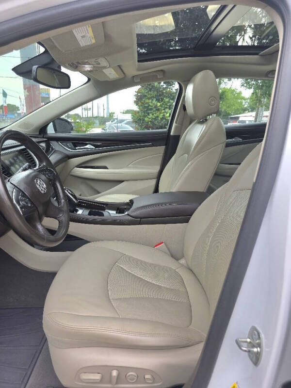 2017 Buick LaCrosse Premium