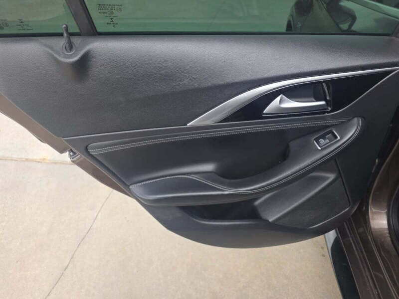 2019 Infiniti QX30 Luxe