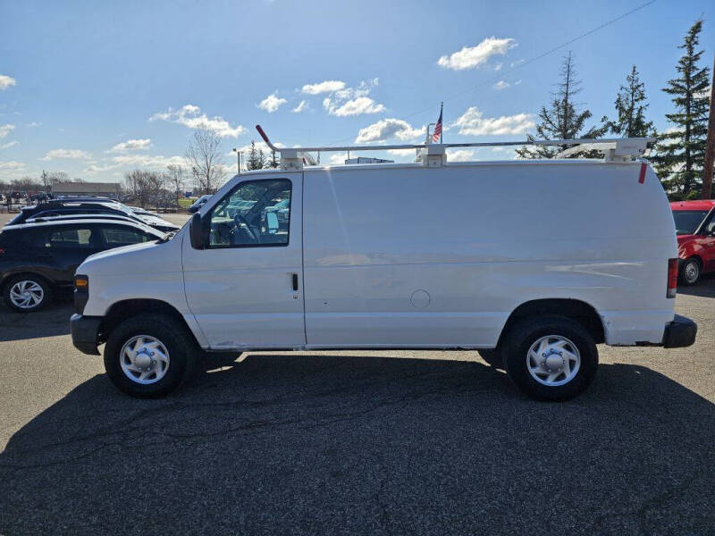 2013 Ford E-Series E-350 SD