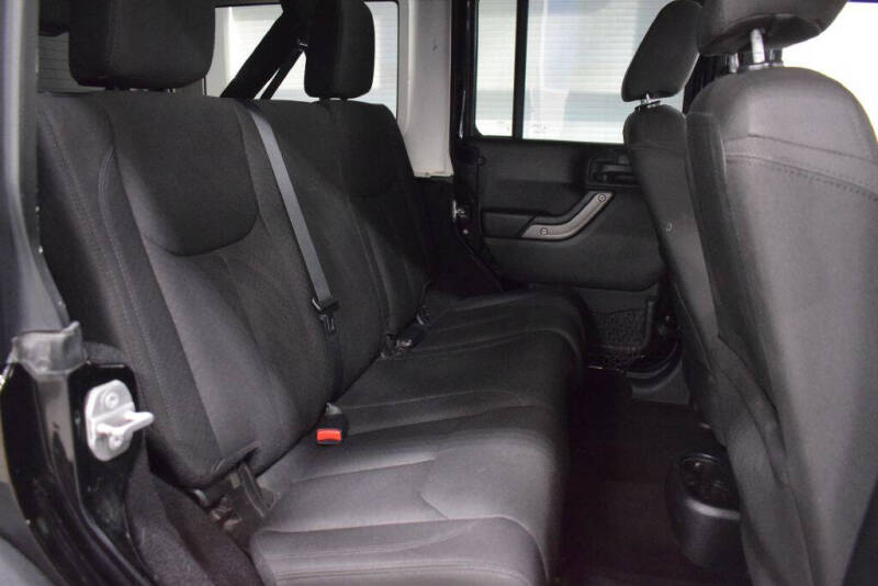 2016 Jeep Wrangler Unlimited Sport