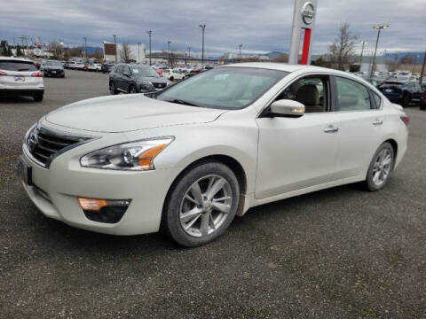 2015 Nissan Altima for sale at Karmart in Burlington WA