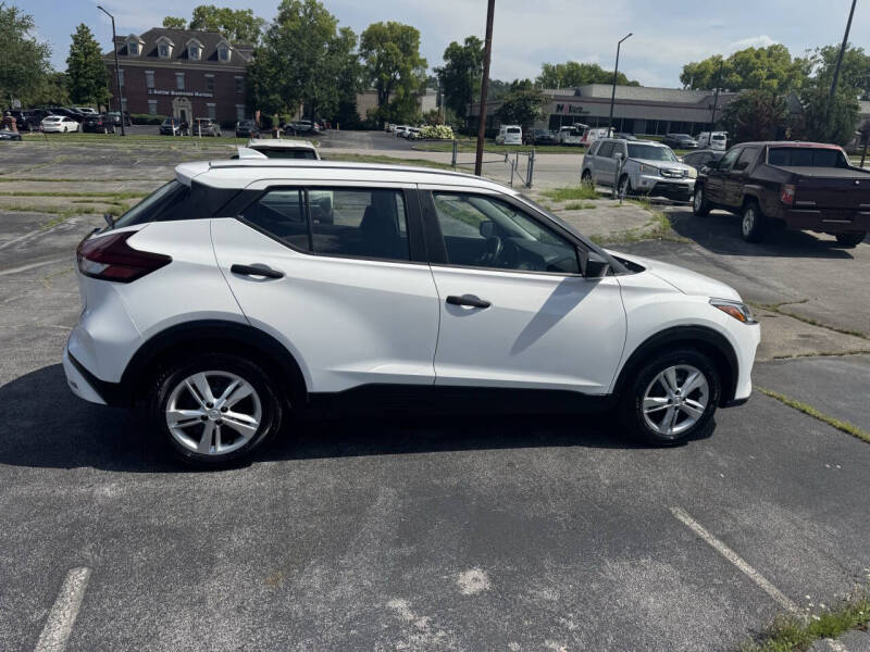 2021 Nissan Kicks S
