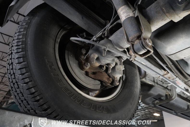 2011 Chevrolet Suburban Fleet 2500