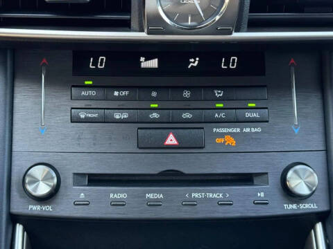 2019 Lexus IS 300