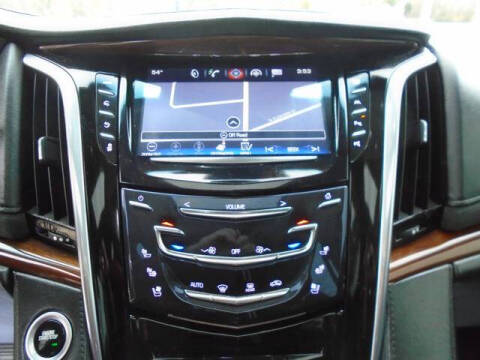 2018 Cadillac Escalade Luxury