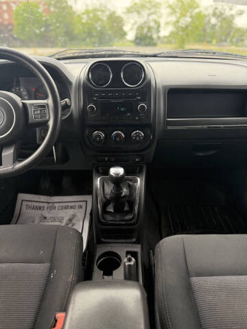 2012 Jeep Compass Sport