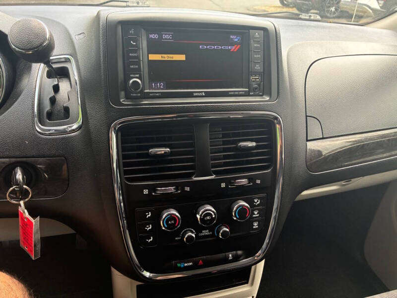 2019 Dodge Grand Caravan SE