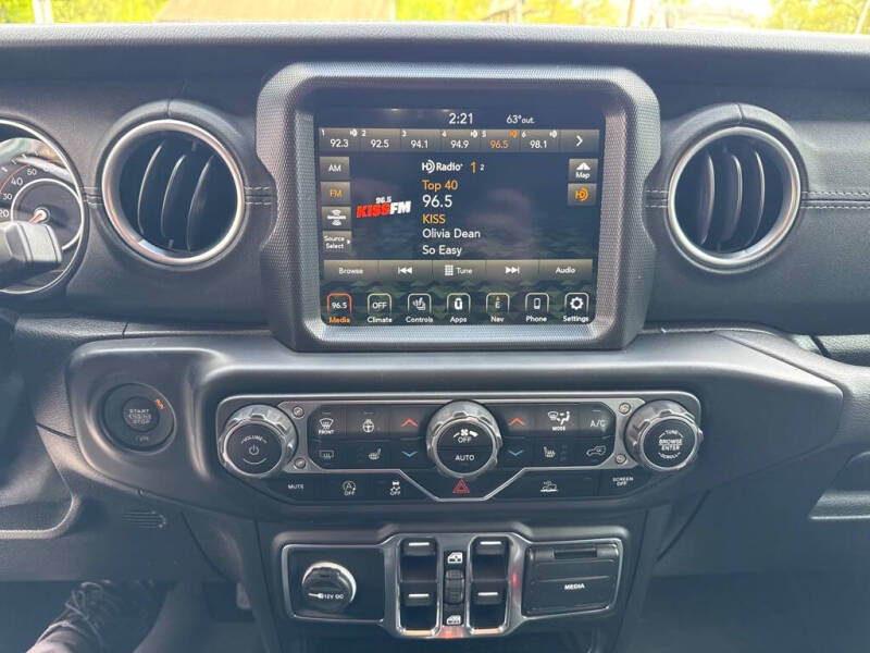 2021 Jeep Gladiator Overland