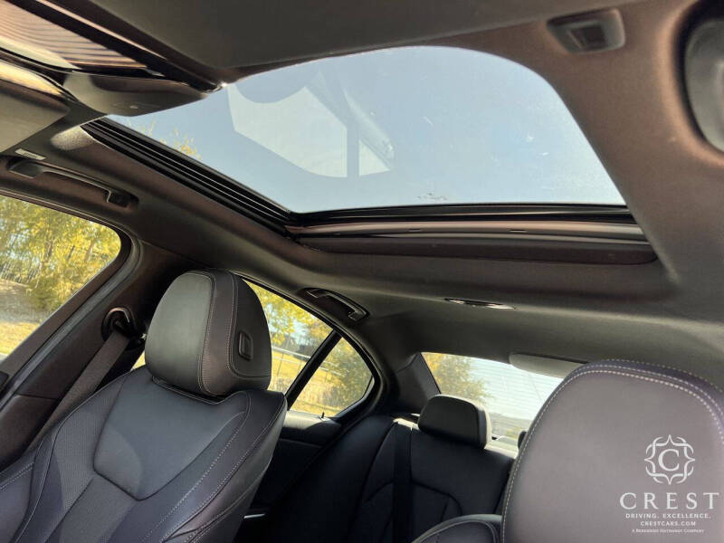 2024 BMW 3 Series 330i