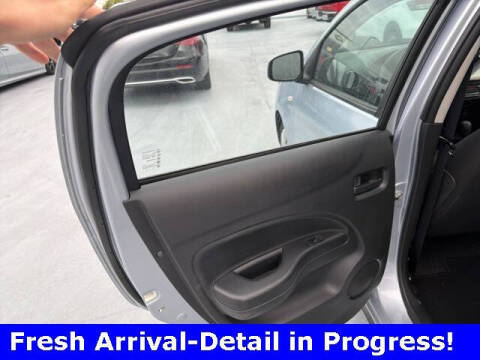 2021 Mitsubishi Mirage ES