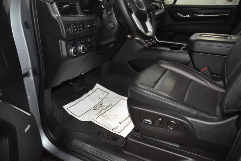 2024 GMC Yukon XL Denali
