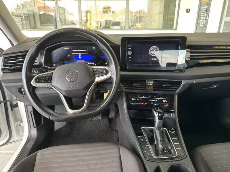 2025 Volkswagen Jetta S