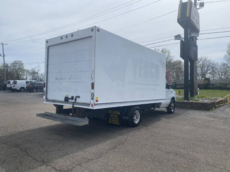 2016 Ford E-Series E-350 SD