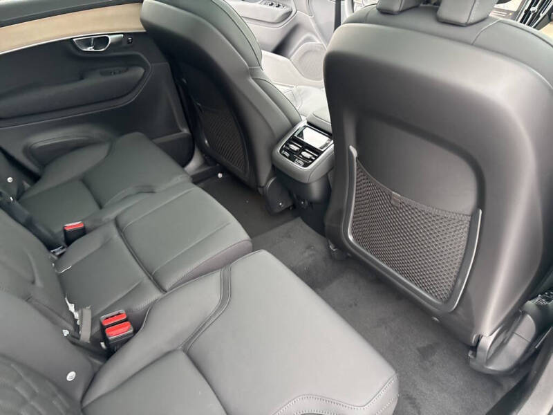 2026 Volvo XC90 B6 Plus 7P