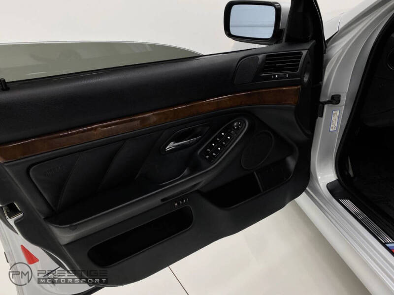 2003 BMW 5 Series 540i
