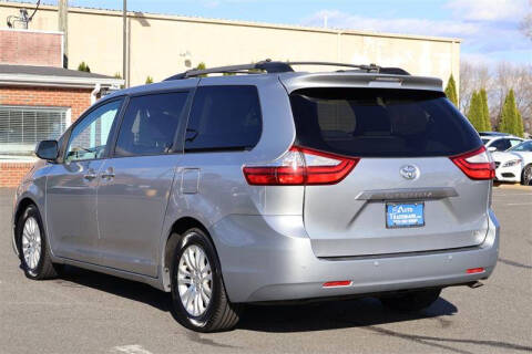 2016 Toyota Sienna XLE Premium 8-Passenger