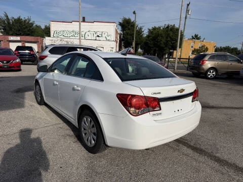 2011 Chevrolet Cruze LS