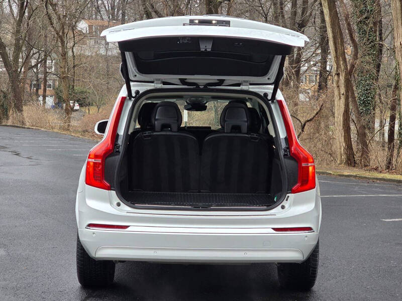 2024 Volvo XC90 B5 Core Bright Theme