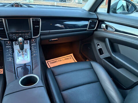 2015 Porsche Panamera