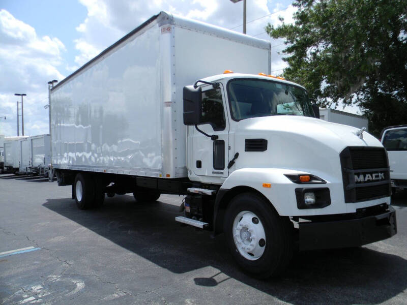 2023 Mack MD6