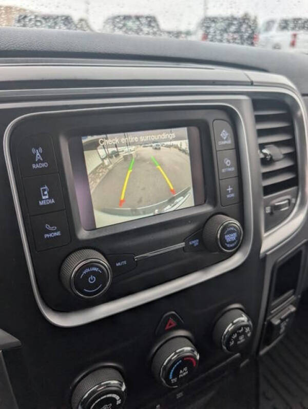 2022 RAM 1500 Classic SLT