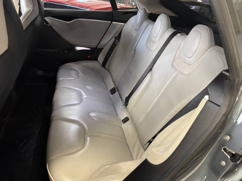 2013 Tesla Model S Performance