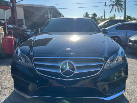 2015 Mercedes-Benz E-Class for sale at Molina Auto Sales in Hialeah FL